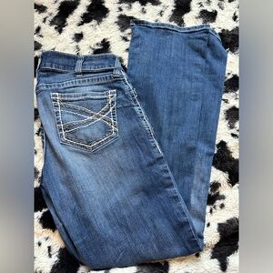 Women’s 32L Ariat denim jeans